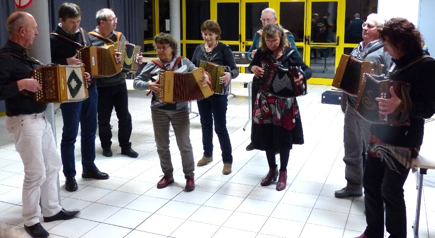 Les stagiaire montrent leur savoir-faire